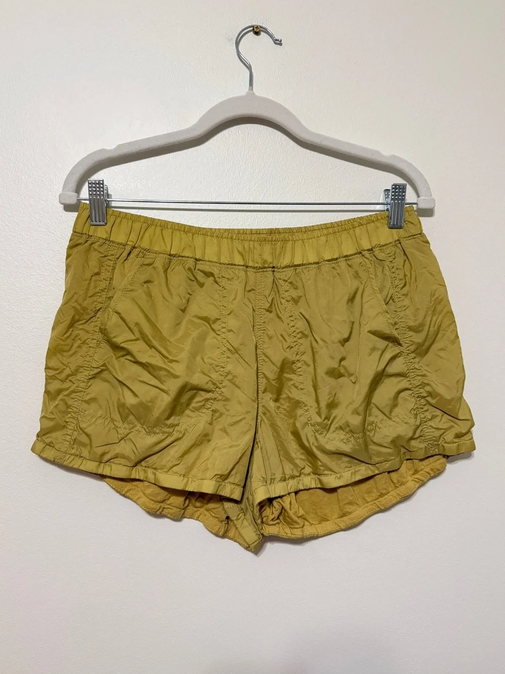 Free People Movement Sunshine bubble hem shorts size medium